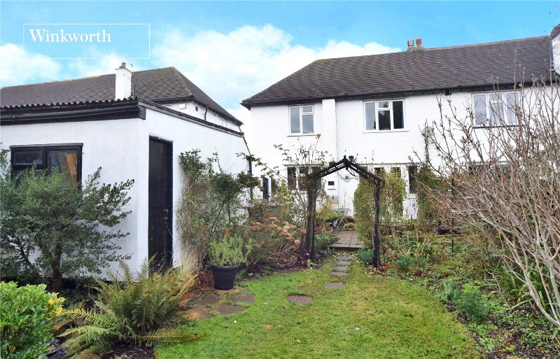 Edenfield Gardens, Worcester Park, KT4