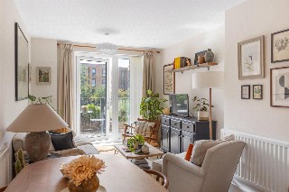 Apple Yard, London, SE20