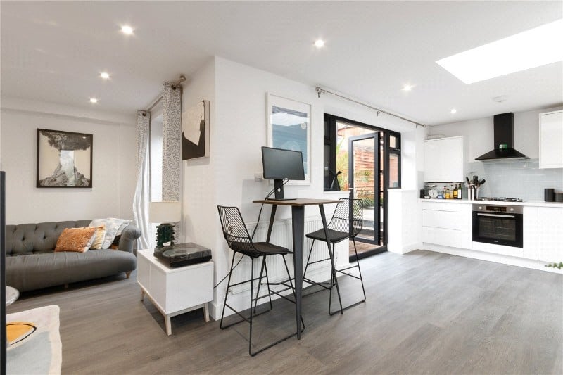 Fallsbrook Road, London, SW16