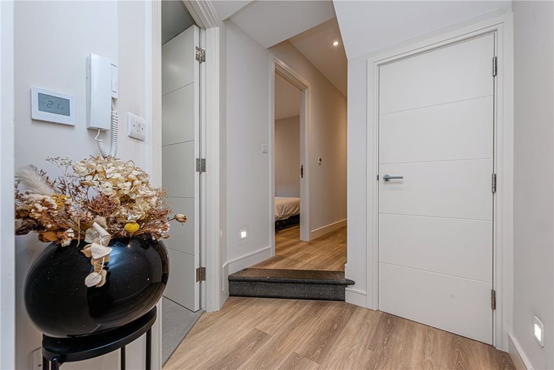 Purves Road, London, NW10