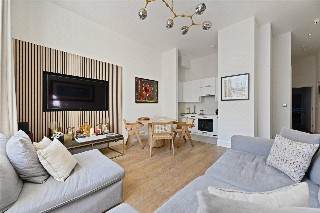 St. Stephens Gardens, London, W2
