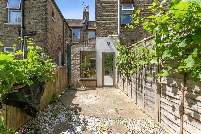 St. John's Road, London, N15