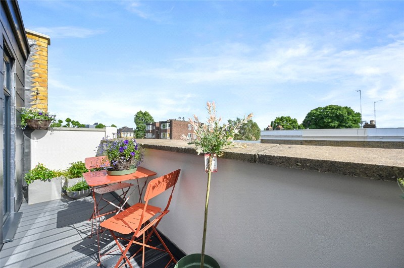 Ellerslie Road, London, W12