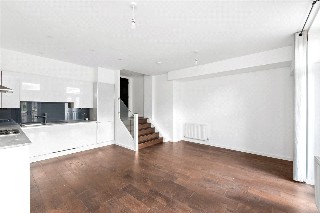 Queens Drive, London, N4
