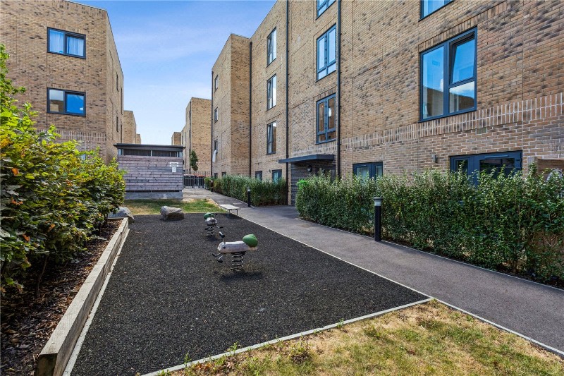 Springfield Drive, London, SW17