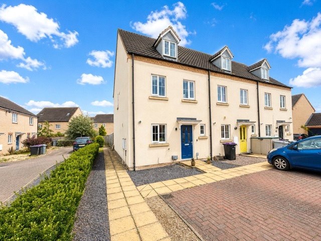 Ascot Close, Bourne, Lincolnshire, PE10