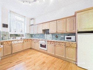 Westchester Drive, Hendon, NW4