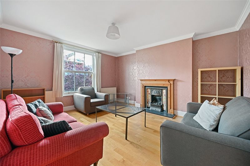 St Stephens Avenue, London, W12