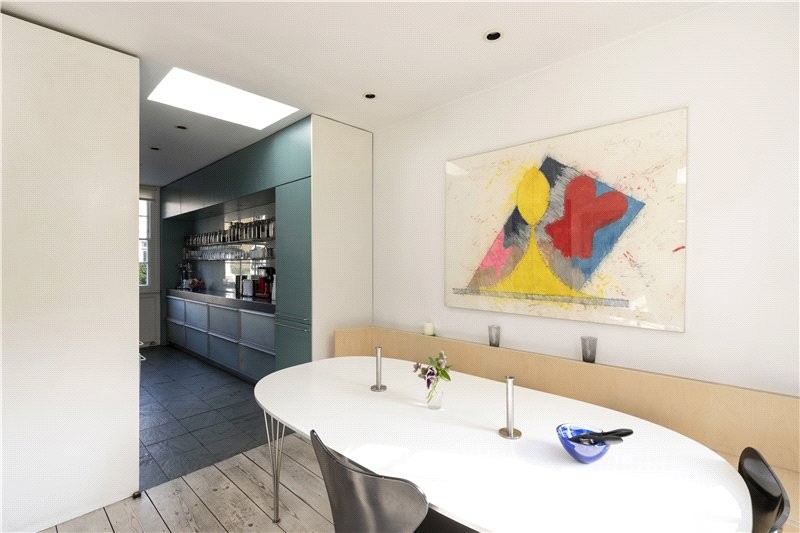 Stockwell Park Crescent, London, SW9