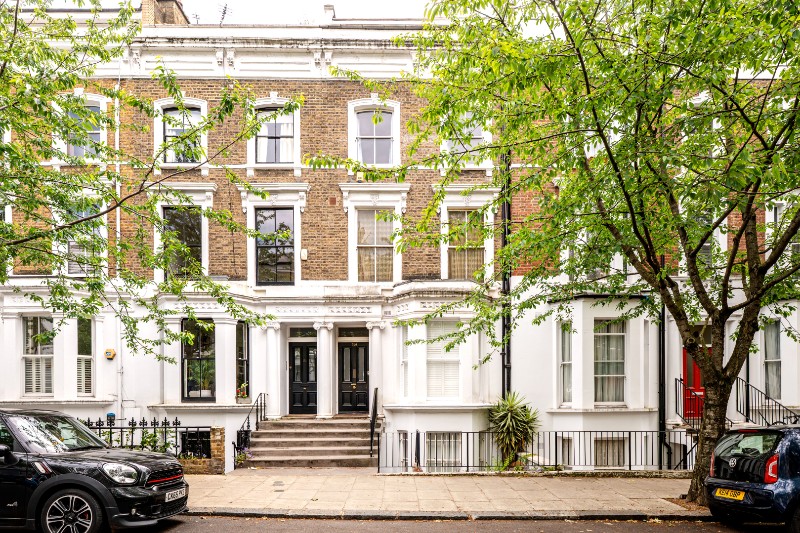 Chesterton Road, London, W10