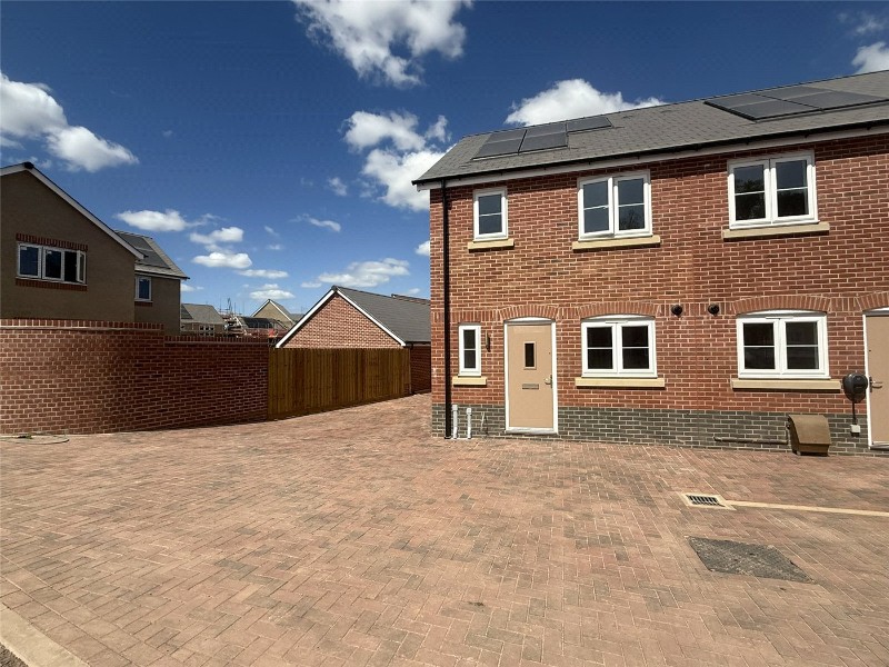 Heron Place, Sandford, Crediton, Devon, EX17