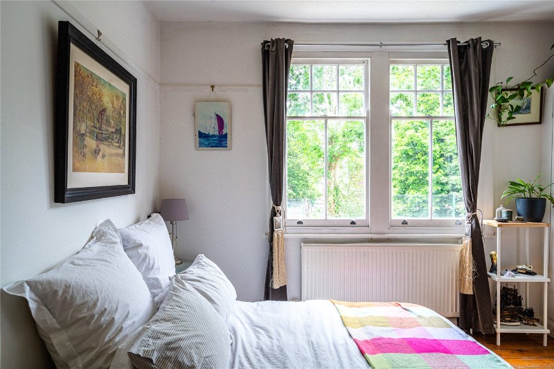 Wavertree Road, London, SW2