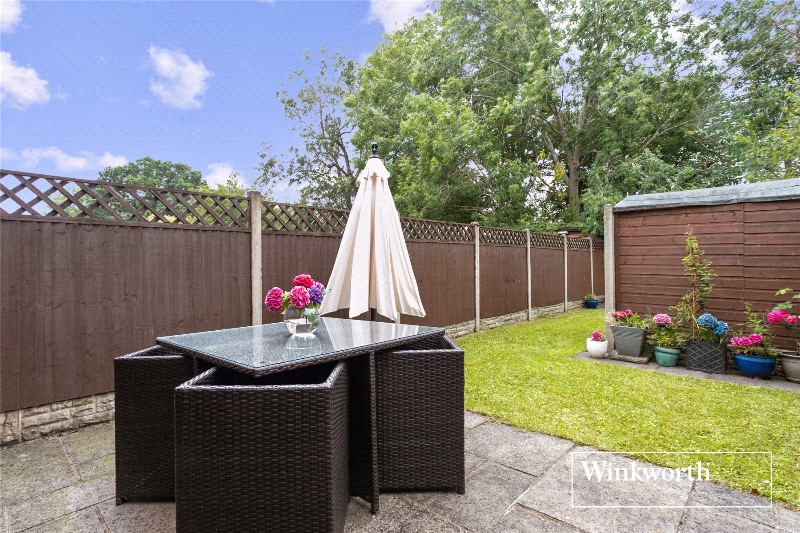 Connaught Road, Barnet, EN5
