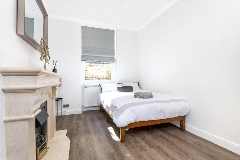 Carburton Street, London, W1W