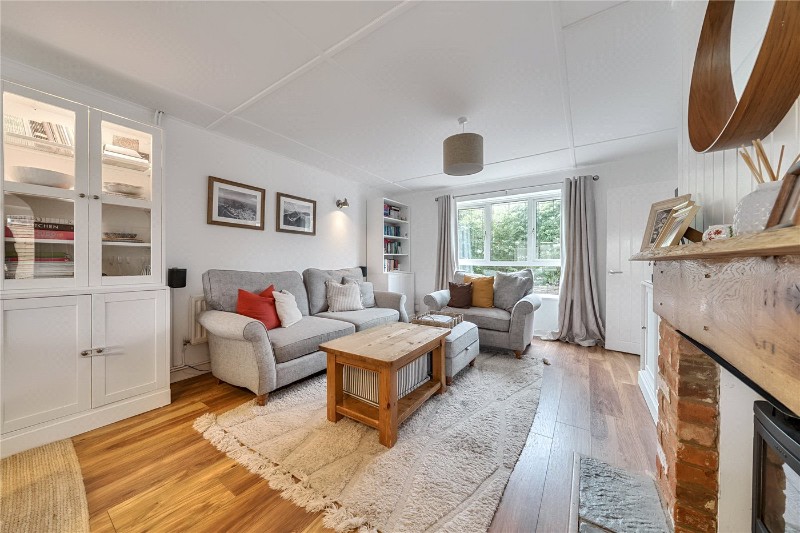 Kingsley Close, Shaw, Newbury, Berkshire, RG14
