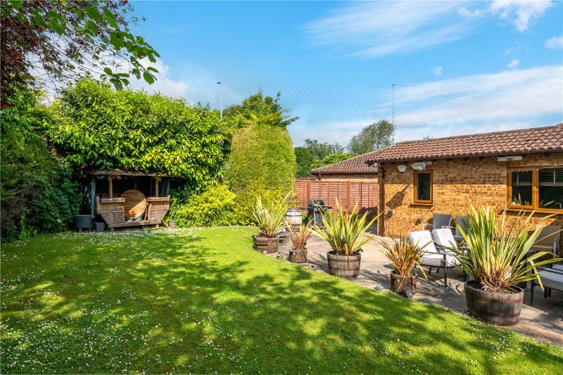Dorchester Avenue, Bourne, Lincolnshire, PE10