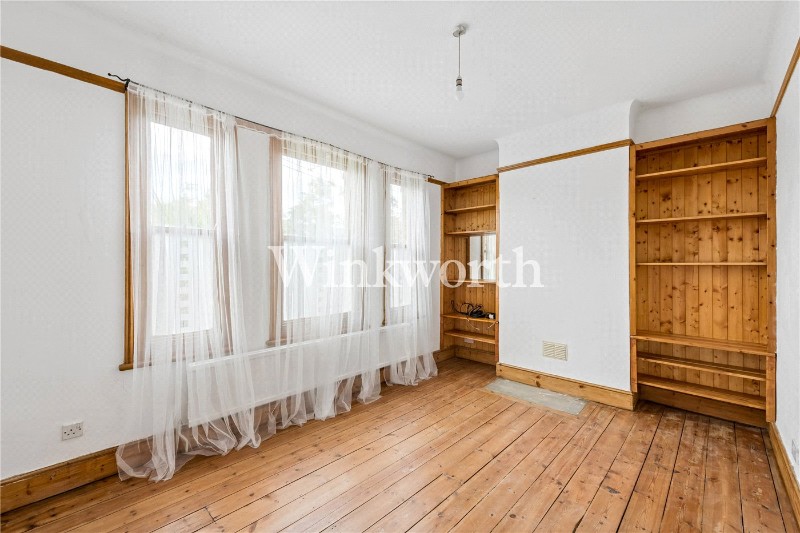 Gladstone Avenue, London, N22