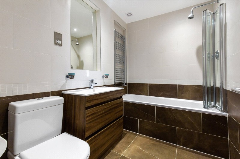 Victoria Drive, London, SW19