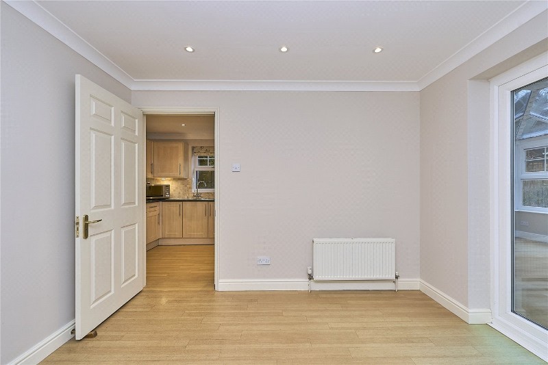 Saint Andrews Gardens, Cobham, Surrey, KT11