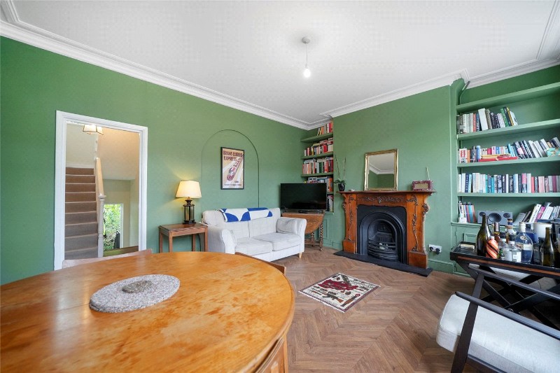 Kingsdown Road, London, N19