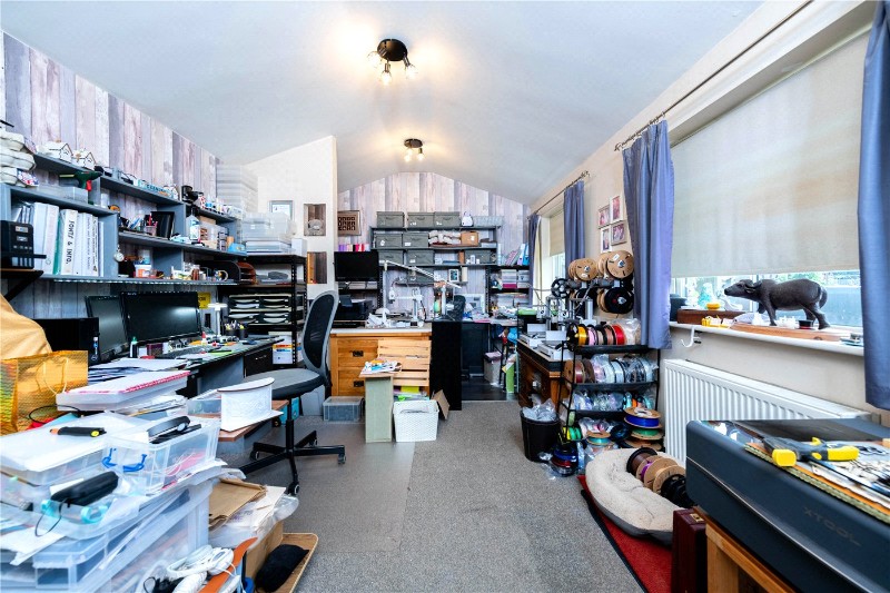 Linchfield Close, Deeping St. James, Peterborough, Lincolnshire, PE6