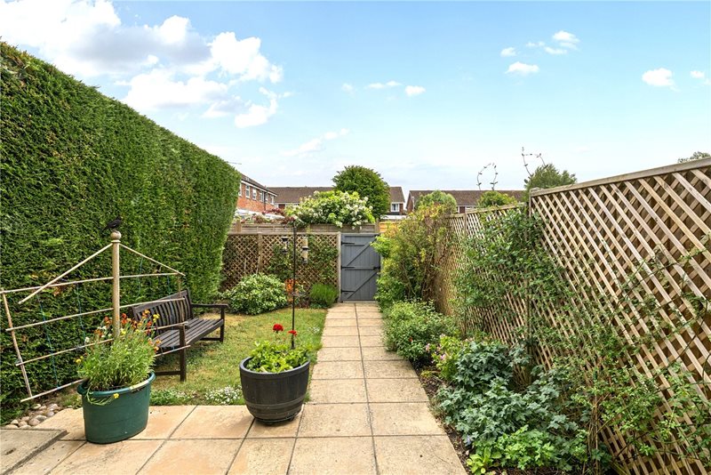 Meyrick Drive, Newbury, Berkshire, RG14