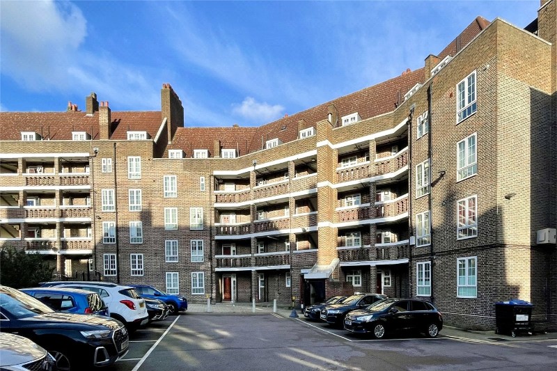 Gatcombe House, Dog Kennel Hill, East Dulwich, London, SE22