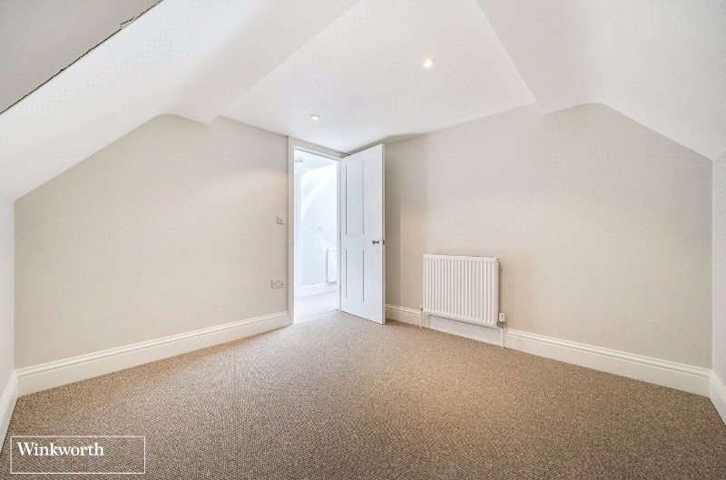 Dorchester Road, Hook, Hampshire, RG27