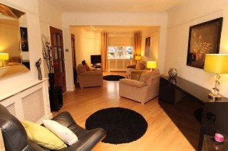 Woodside, Leigh-on-Sea, SS9