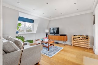 Lough Road, London, N7