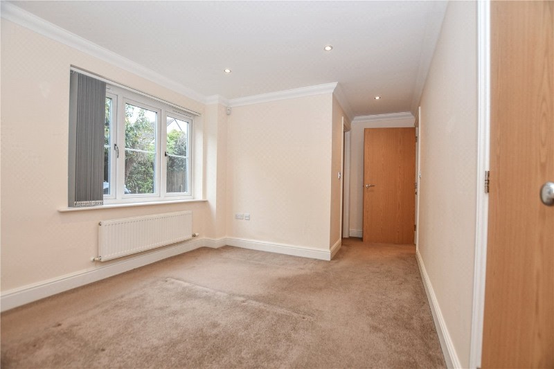 Reading Road, Winnersh, Wokingham, Berkshire, RG41