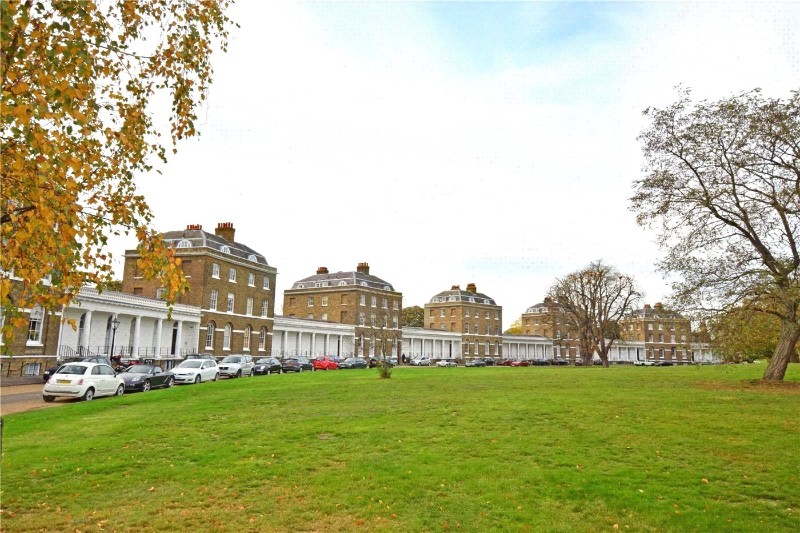 The Paragon, London, SE3