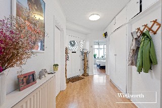 Woodfall Avenue, High Barnet, EN5