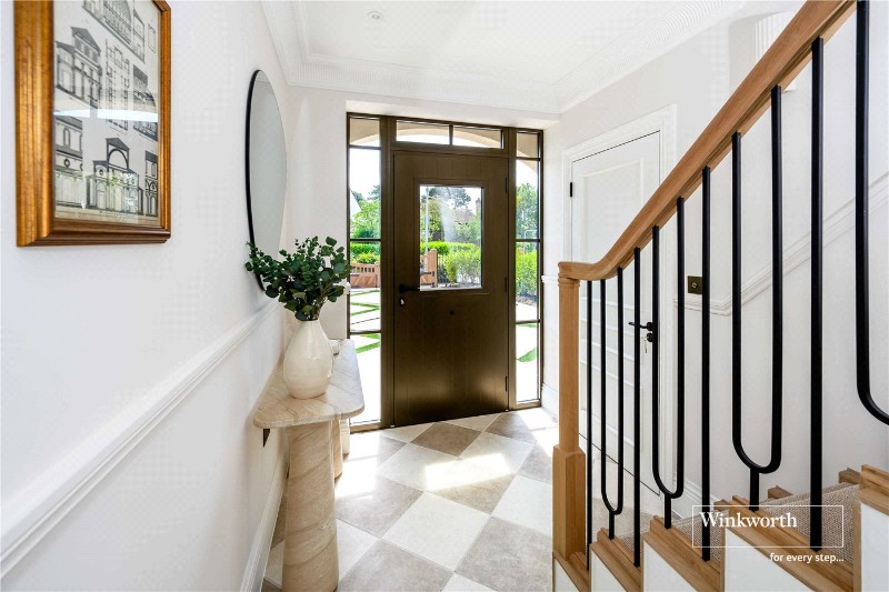 East Cliff Way, Friars Cliff, Christchurch, Dorset, BH23