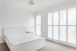 Mullins Place, London, SW4