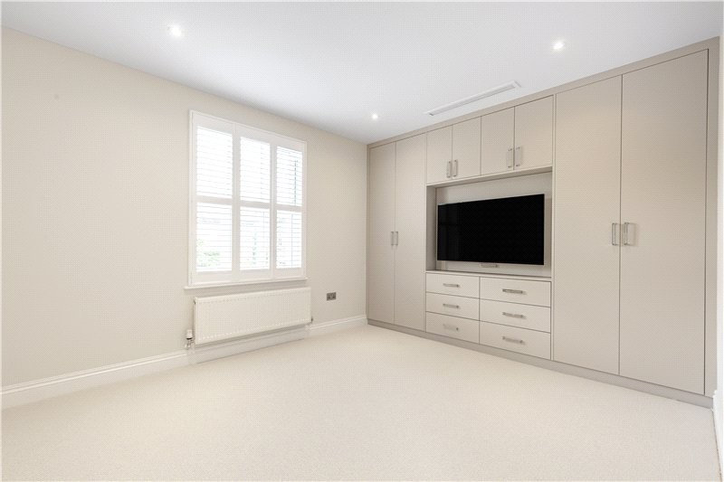 Stanton Road, Barnes, London, SW13