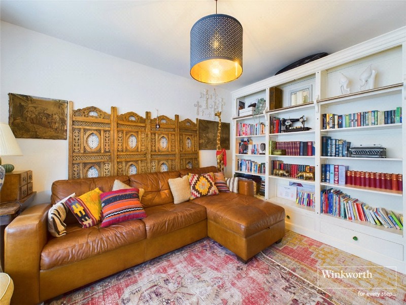 Queensbury Road, Kingsbury, London, NW9