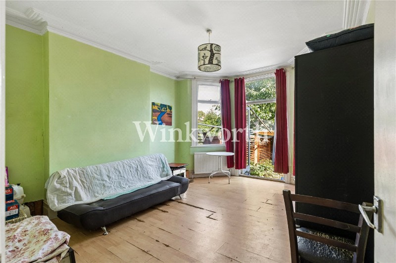 Grovelands Road, London, N13