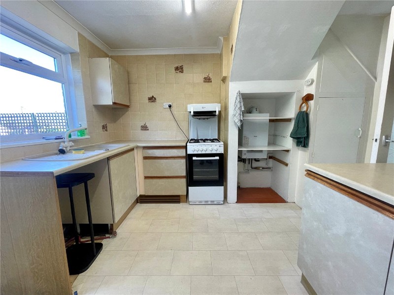 Lyndale Close, Milford on Sea, Lymington, Hampshire, SO41