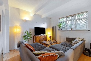 Clapham Manor Street, London, UK, SW4