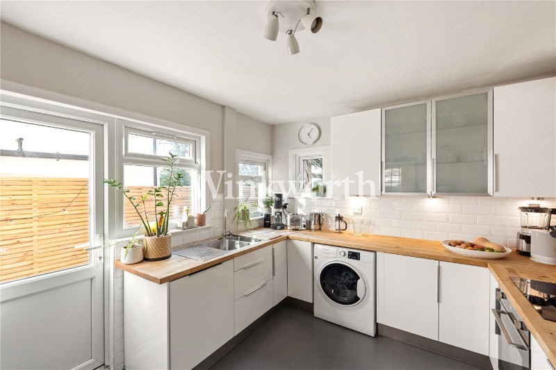 St. Loy's Road, London, N17