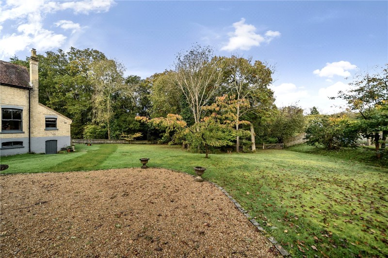 Wrecclesham Hill, Farnham, Surrey, GU10