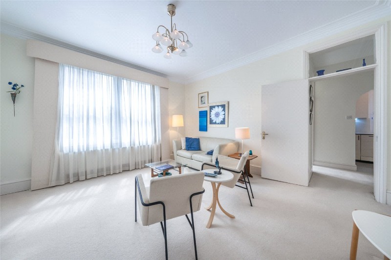 Maida Avenue, London, W2