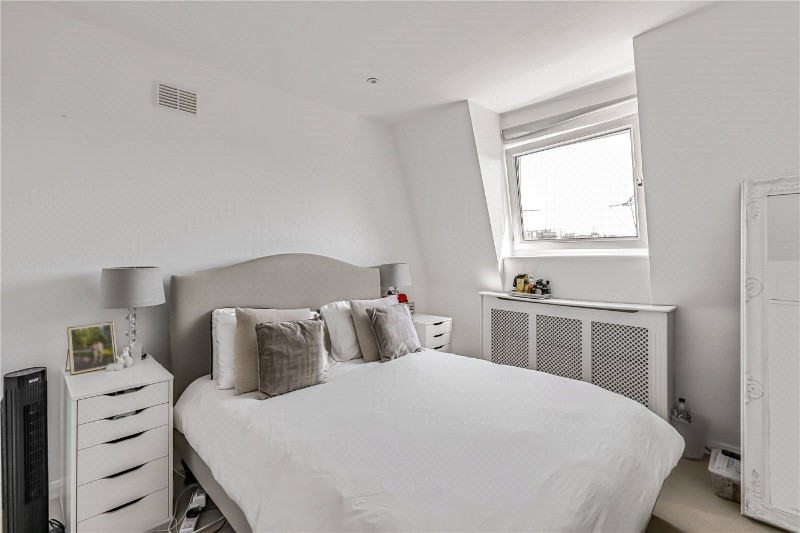 Crookham Road, London, SW6