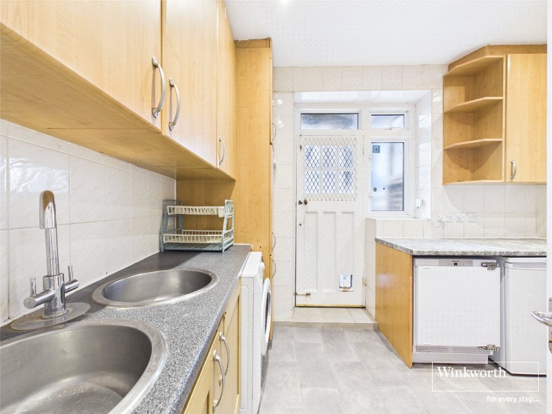 Queens Road, Hendon, London, NW4