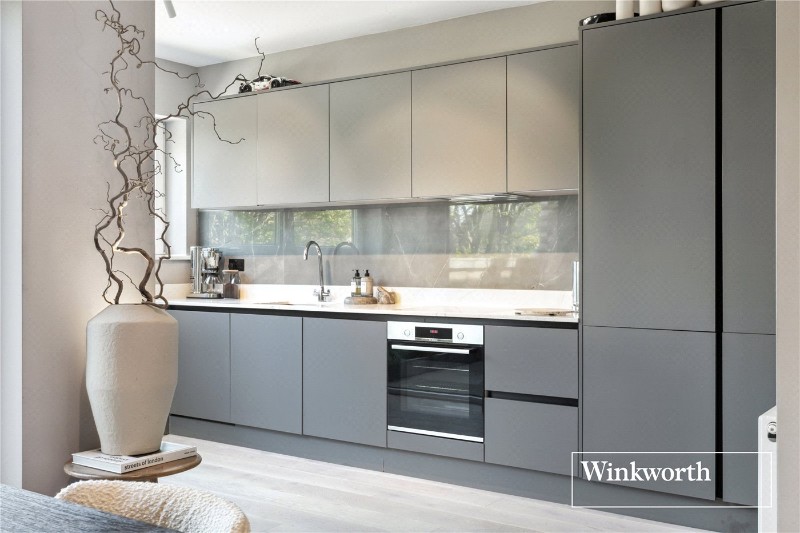 Adams Close, Finchley, London, N3