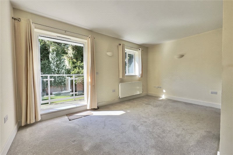 Bassetsbury Lane, High Wycombe, HP11