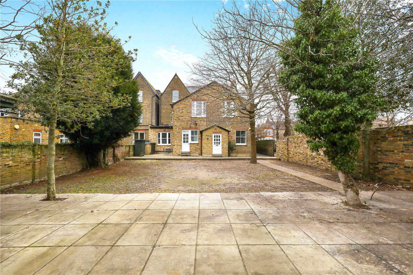 Hanger Lane, London, W5