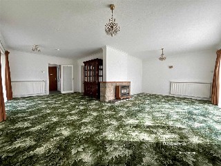 Angeline Close, Highcliffe, Christchurch, BH23