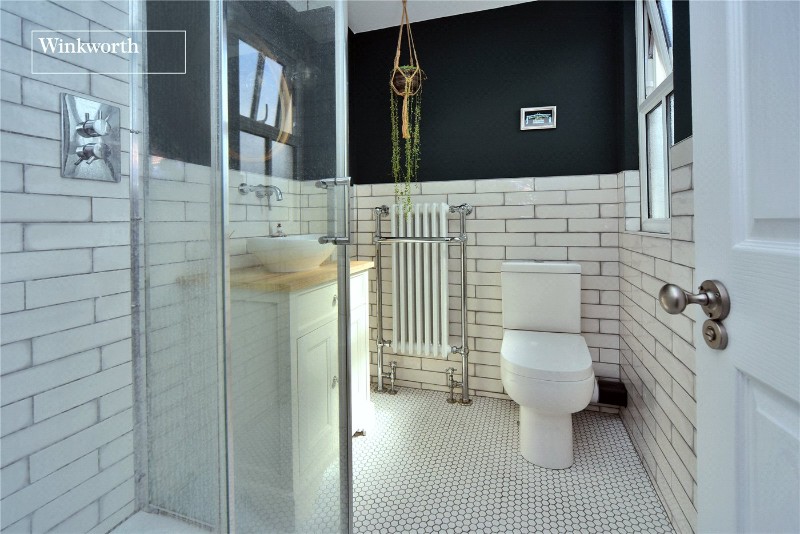 Tharp Road, Wallington, SM6